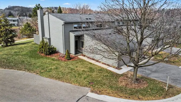 719 Watersedge Drive, AnnArbor, MI 48105