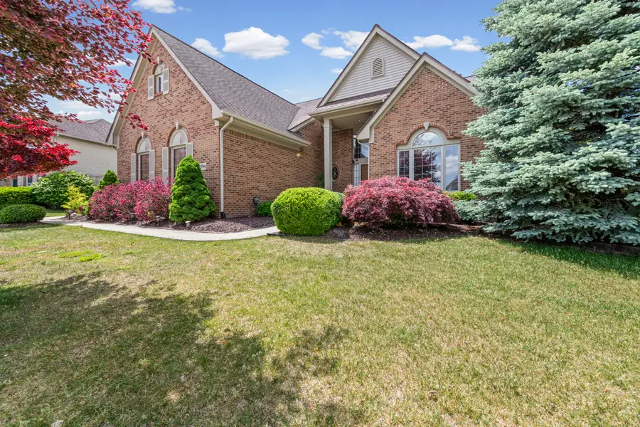 9094 Woodgrove Drive, Plymouth, MI 48170 - #3