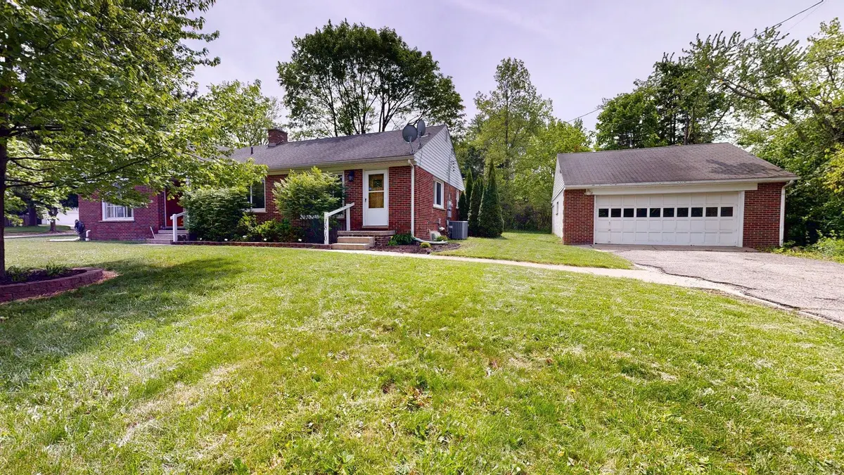 1810 E Stadium Boulevard, Ann Arbor, MI 48104 - #1