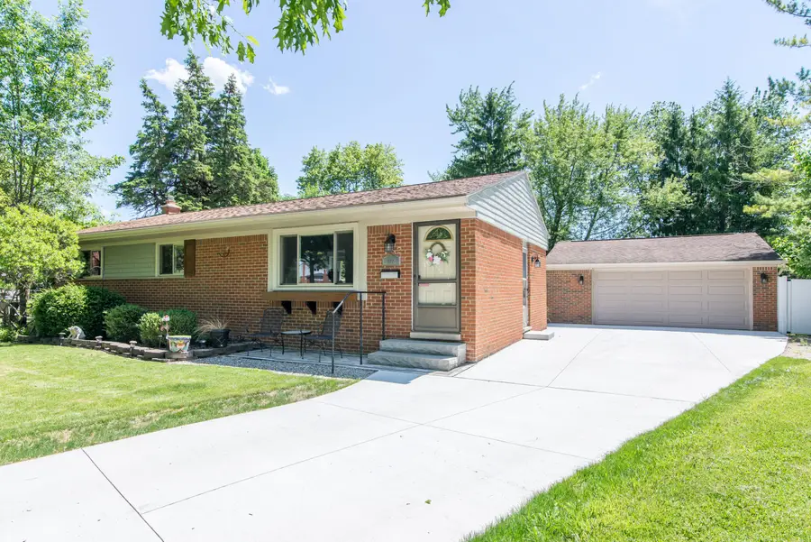732 Calder Court, Saline, MI 48176 - #2