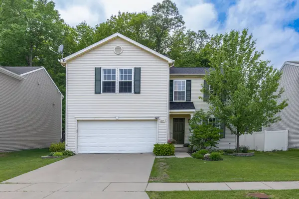 2717 Sycamore River Drive, Fowlerville, MI 48836