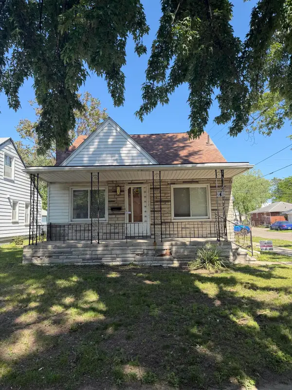 21004 Syracuse Avenue, Warren, MI 48091