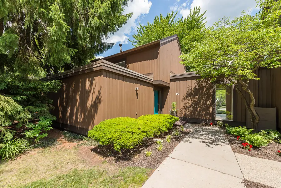 10 Westbury Court, Ann Arbor, MI 48105 - #2
