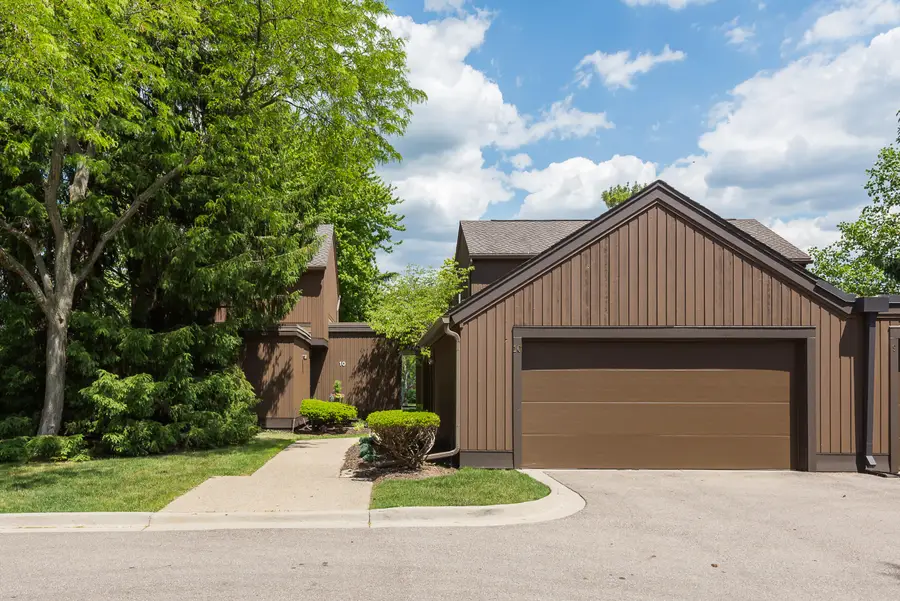 10 Westbury Court, Ann Arbor, MI 48105 - #3