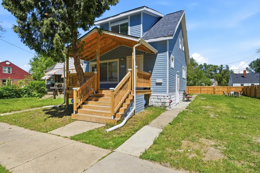 17916 Arlington Street, Hamtramck, MI 48212 - #2