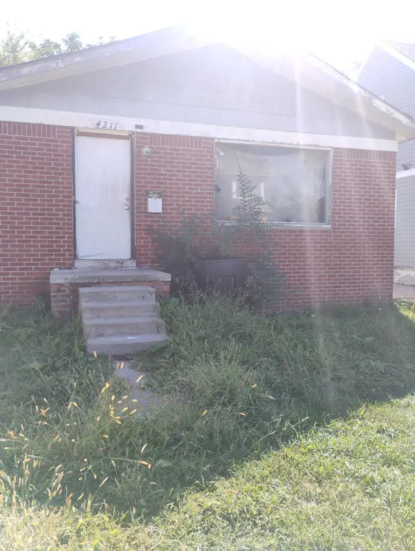 4211 Elmhurst Street, Detroit, MI 48204