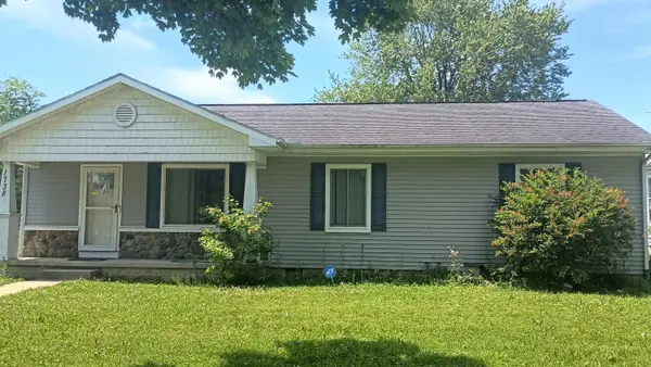 1738 Oak Street, Monroe, MI 48161