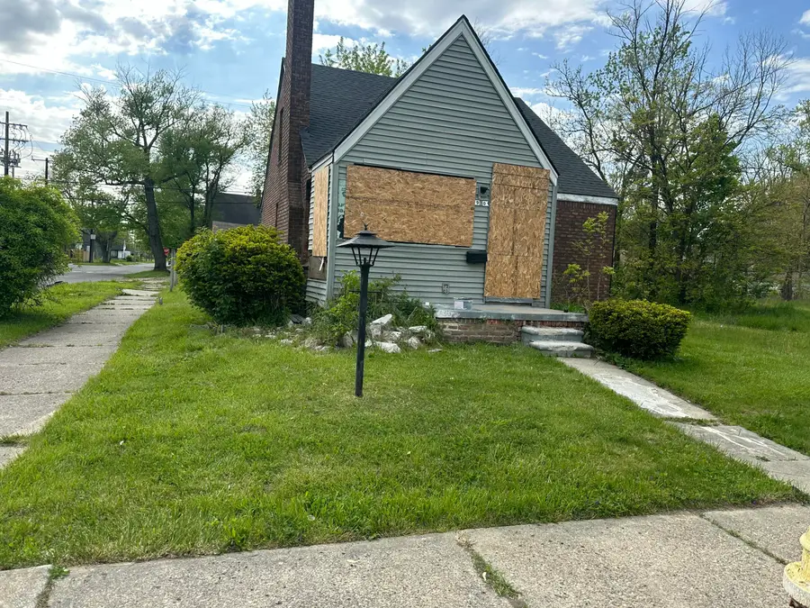 19301 Runyon Street, Detroit, MI 48234 - #2