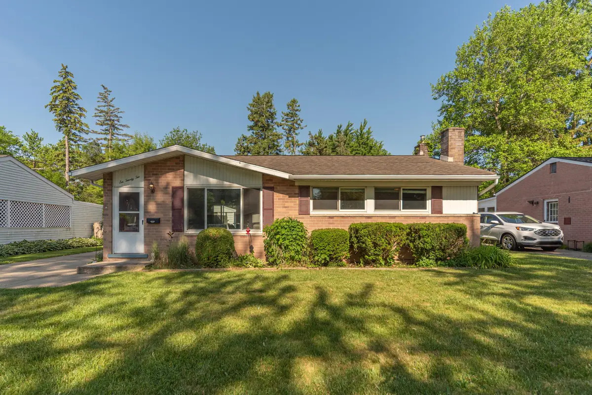 622 Rosemont Avenue, Saline, MI 48176 - #1