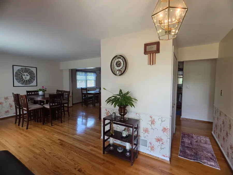 24933 Saint Christopher Street, Harrison Township, MI 48045 - #3