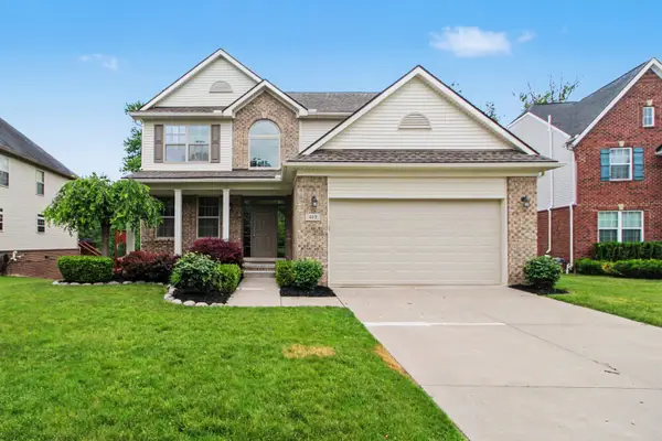 419 Amelia Circle, SouthLyon, MI 48178