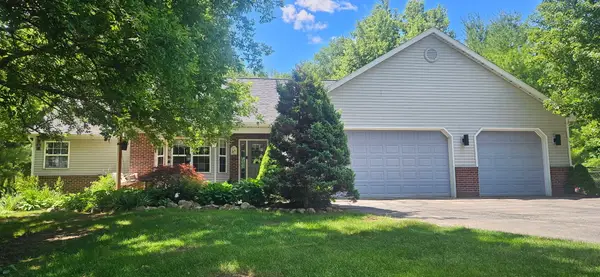 9843 Iosco Ridge Drive, Gregory, MI 48137