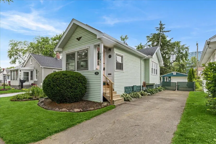 256 W Tacoma Street, Clawson, MI 48017 - #3