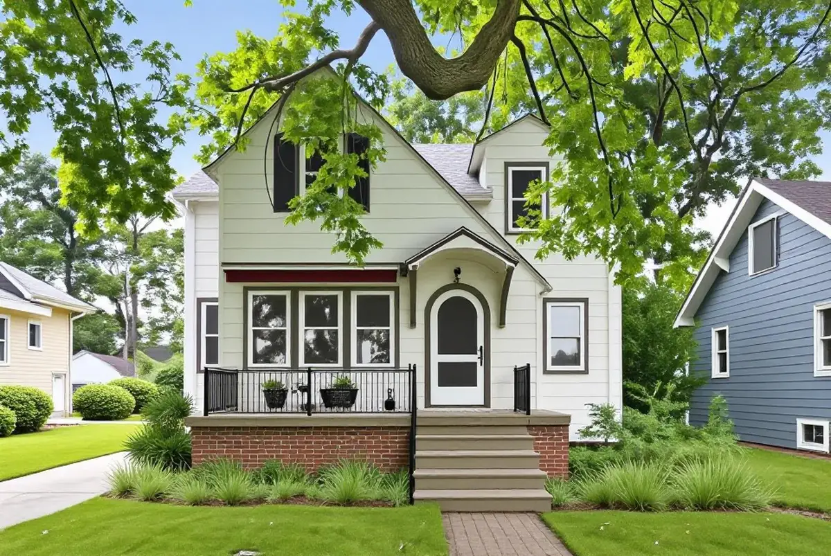 217 E Maryland Avenue, Royal Oak, MI 48067 - #1