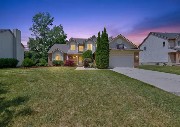 24381 Elmhurst Avenue, FarmingtonHills, MI 48336