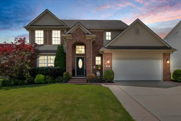 760 Pembroke Drive, Saline, MI 48176