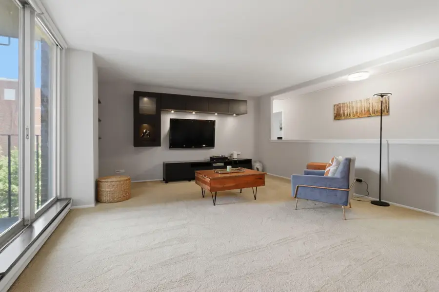 1050 Wall Street Unit: 3E, Ann Arbor, MI 48105 - #2