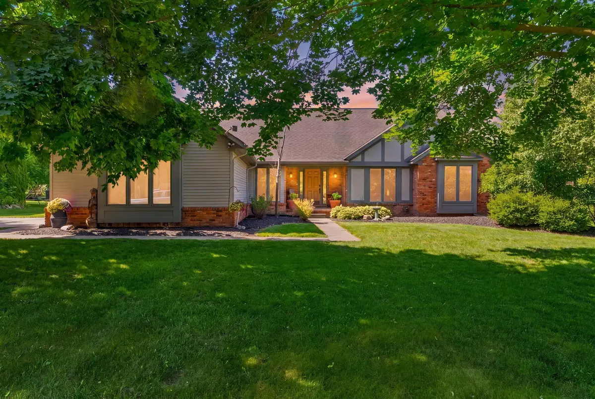 1198 Ridgeview Circle, Orion, MI 48362 - #1