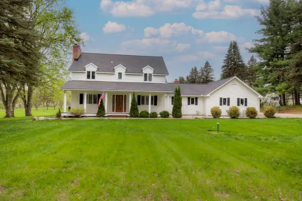 6121 Saline Waterworks Road, Saline, MI 48176