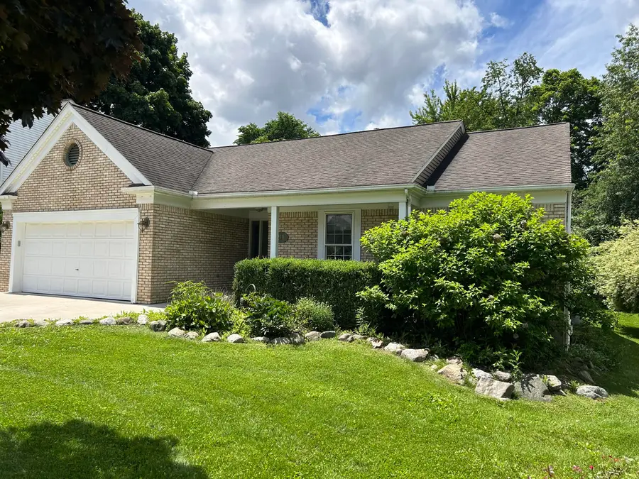 211 Whitney Drive, Rochester Hills, MI 48307 - #2