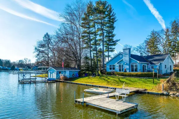 51479 Summit Street, PawPaw, MI 49079