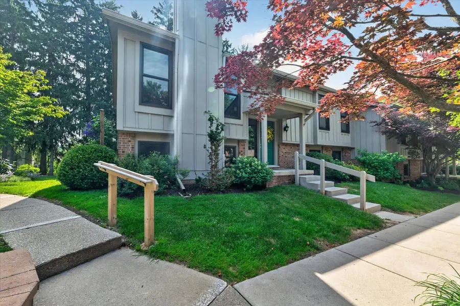 2122 Spruceway Lane, Ann Arbor, MI 48103 - #3