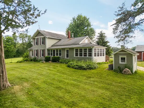 11230 Hoyt Road, Munith, MI 49259