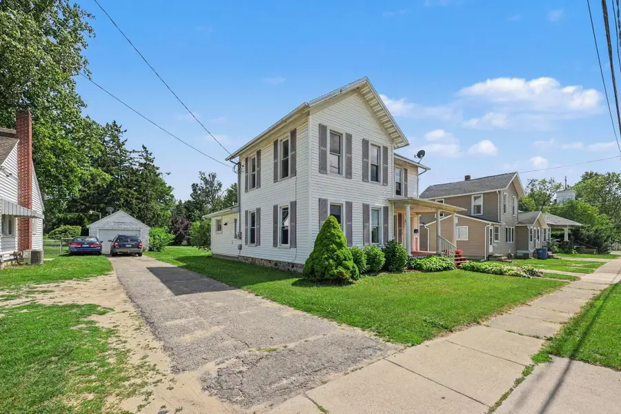 408 E Chicago Street, Jonesville, MI 49250 - #2