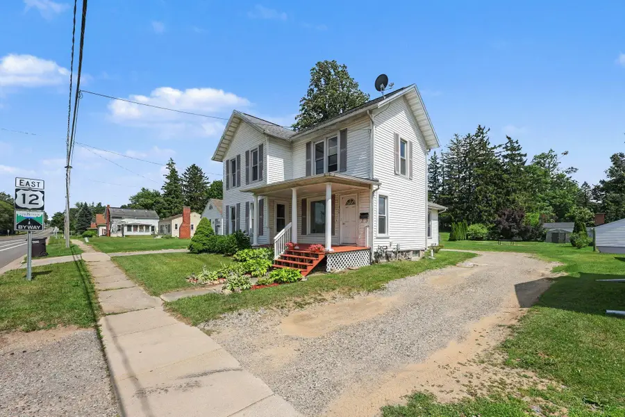 408 E Chicago Street, Jonesville, MI 49250 - #3
