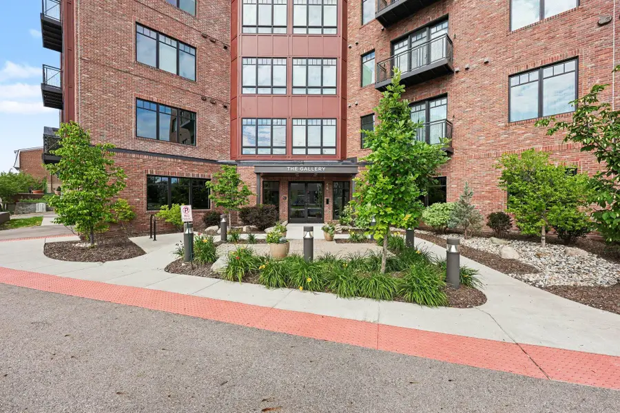 441 S Ashley Street Unit: 401, Ann Arbor, MI 48103 - #2