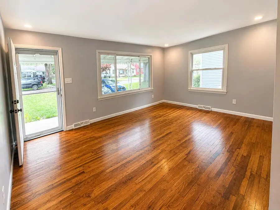 39294 Ormsby Street, Clinton, MI 48036 - #2