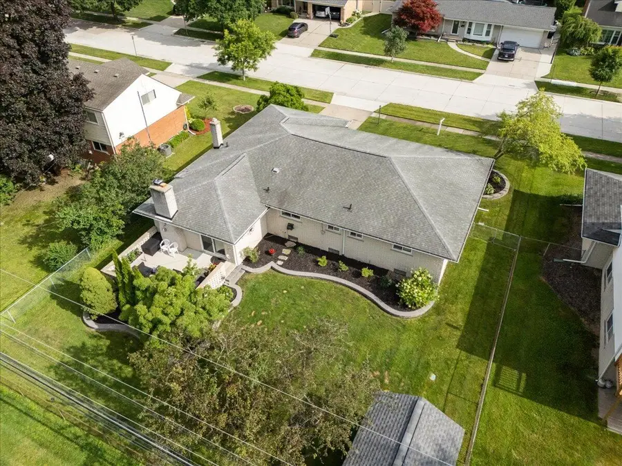 34650 Wood, Livonia, MI 48154 - #3