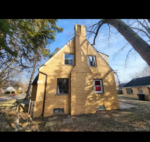 15646 Saratoga Avenue, Detroit, MI 48205
