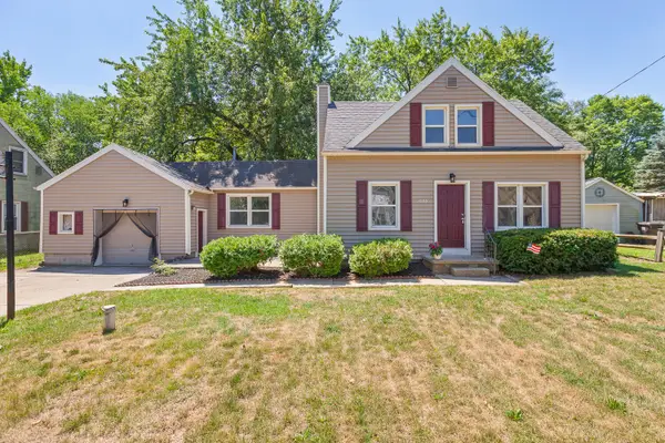 1055 Loren Road, Adrian, MI 49221