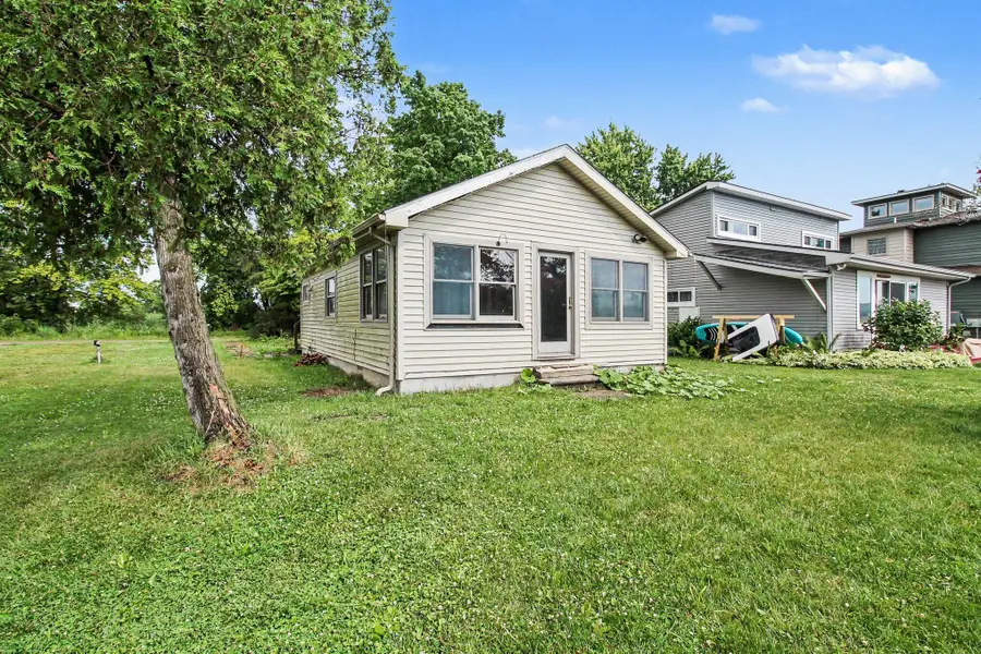 9405 Linck Drive, Pinckney, MI 48169 - #2