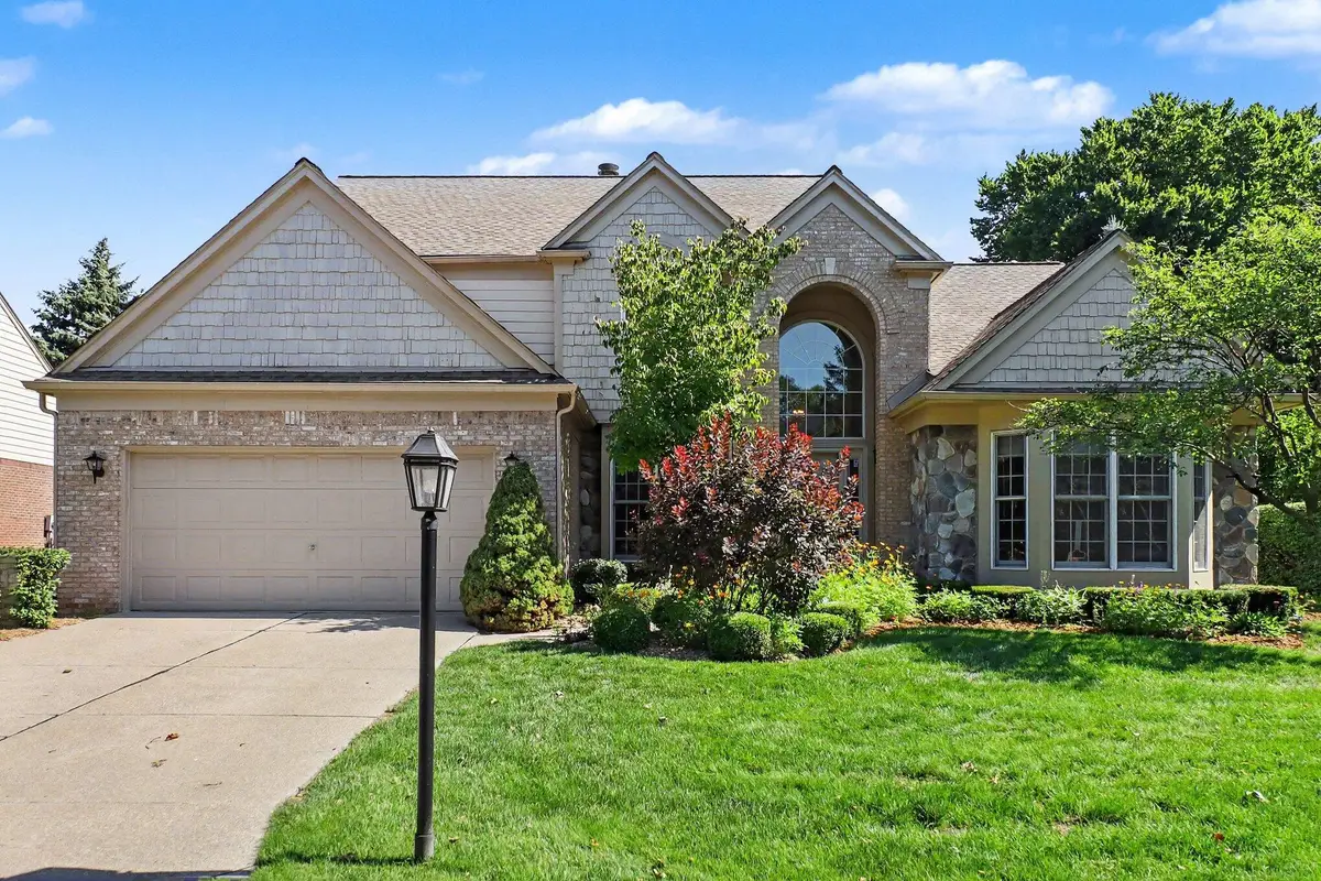39728 Dun Rovin Drive, Northville, MI 48168 - #1