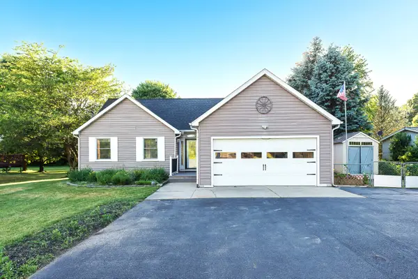 8280 Clear Lake Road, GrassLake, MI 49240