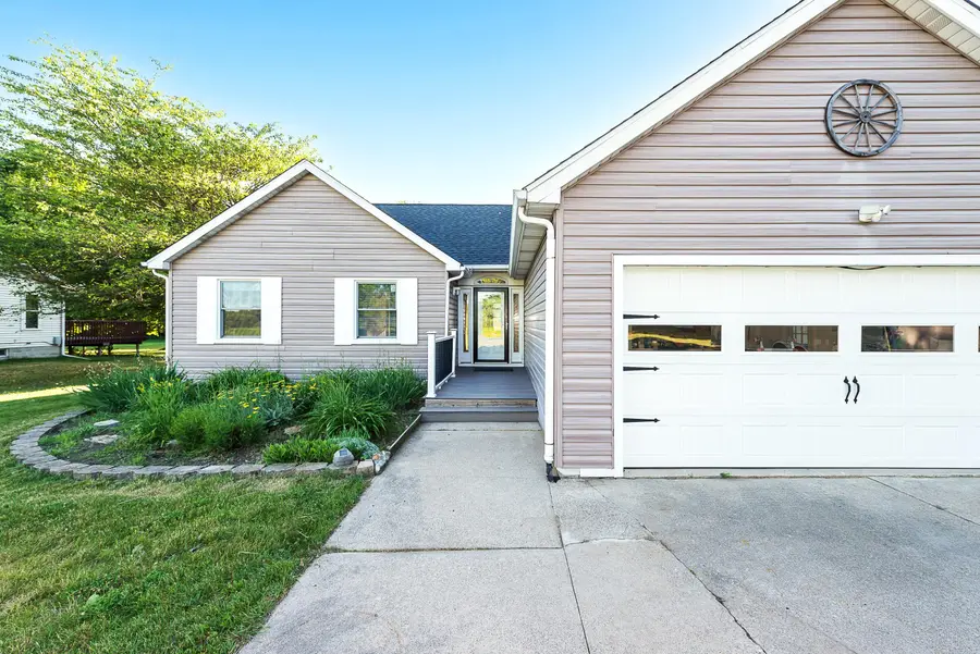 8280 Clear Lake Road, Grass Lake, MI 49240 - #2