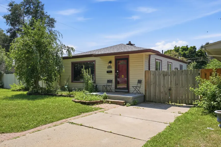 9088 Monroe Boulevard, Taylor, MI 48180 - #3