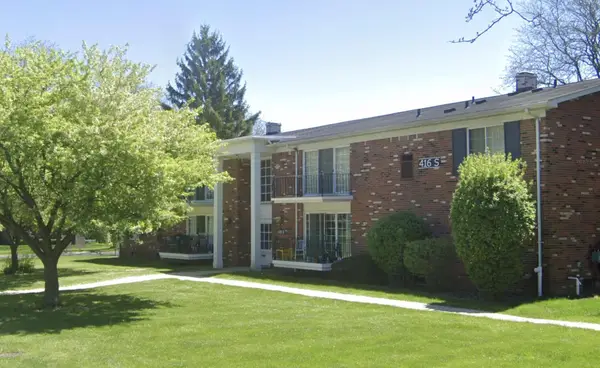 416 S Fox Hills Drive S Unit: A-2, BloomfieldHills, MI 48304