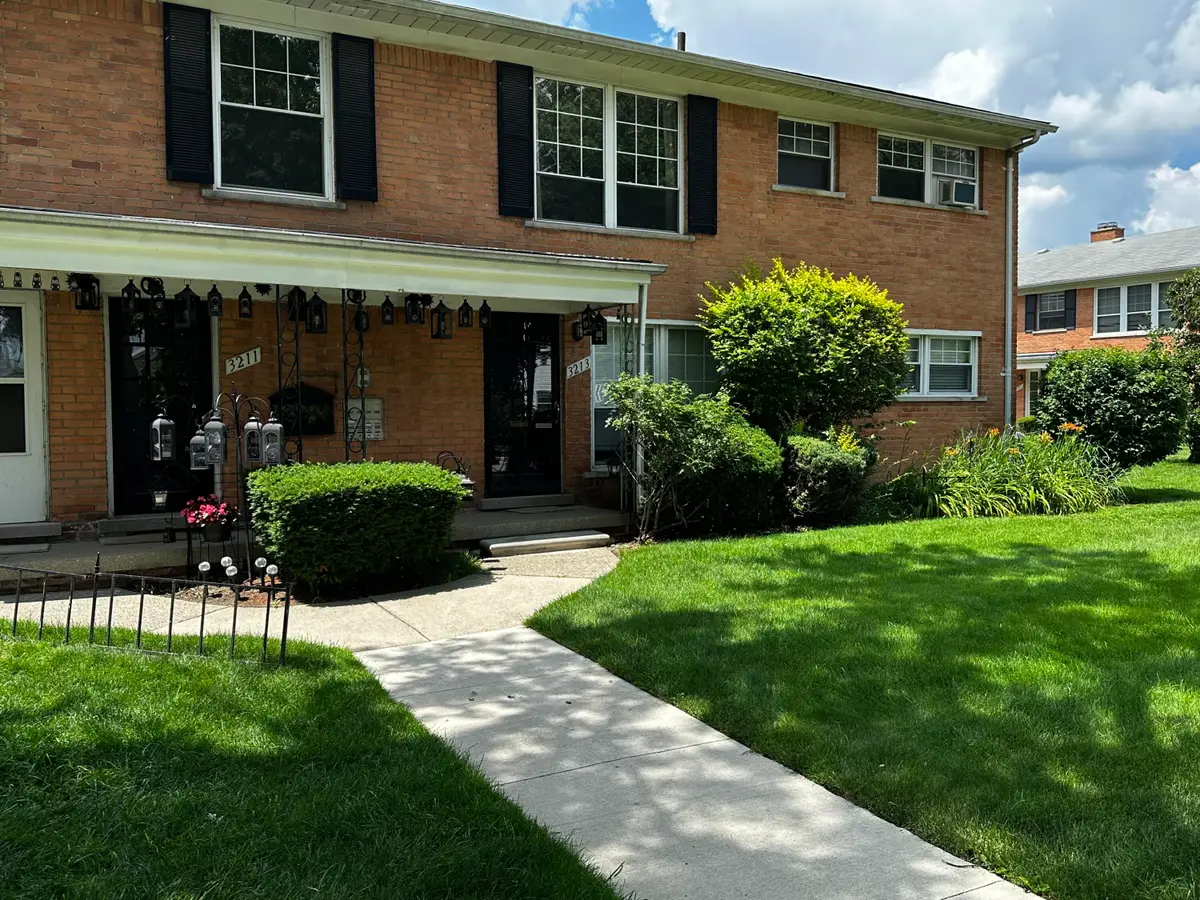 3213 Benjamin Avenue Building: 14 Unit: 3, Royal Oak, MI 48073 - #1