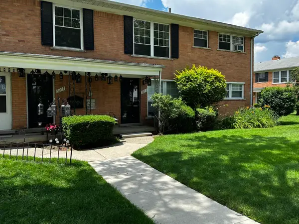 3213 Benjamin Avenue Building: 14 Unit: 3, RoyalOak, MI 48073