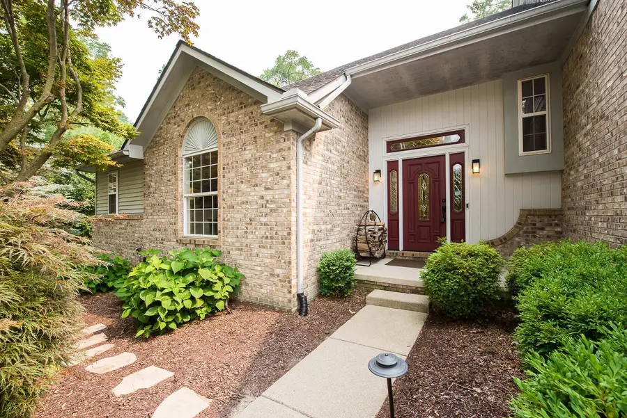 2398 Foxway Drive, Ann Arbor, MI 48105 - #3