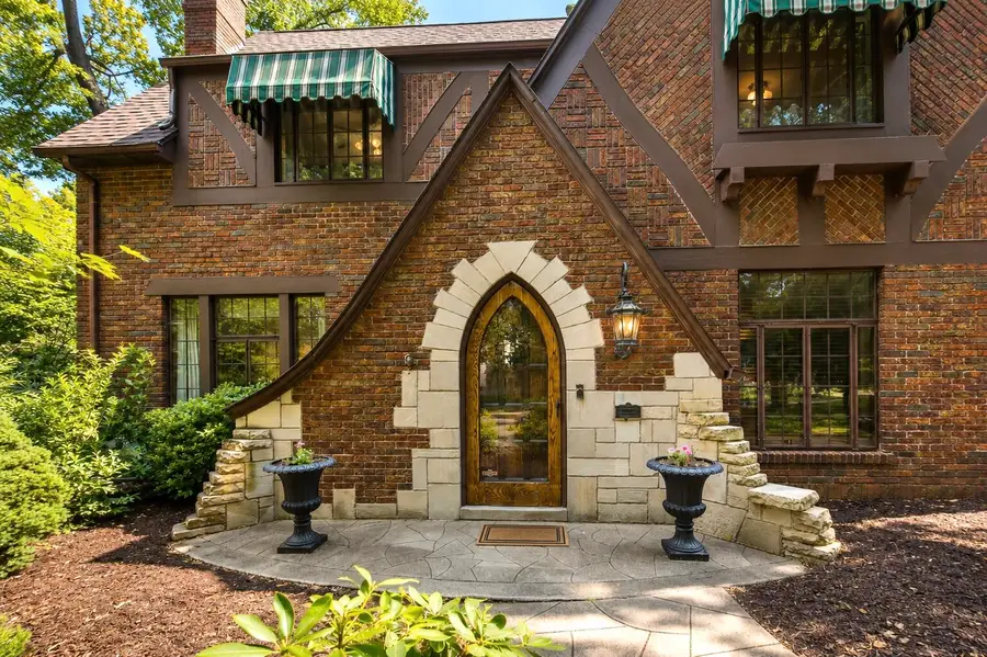 2058 Wildwood Lane, Jackson, MI 49203 - #3
