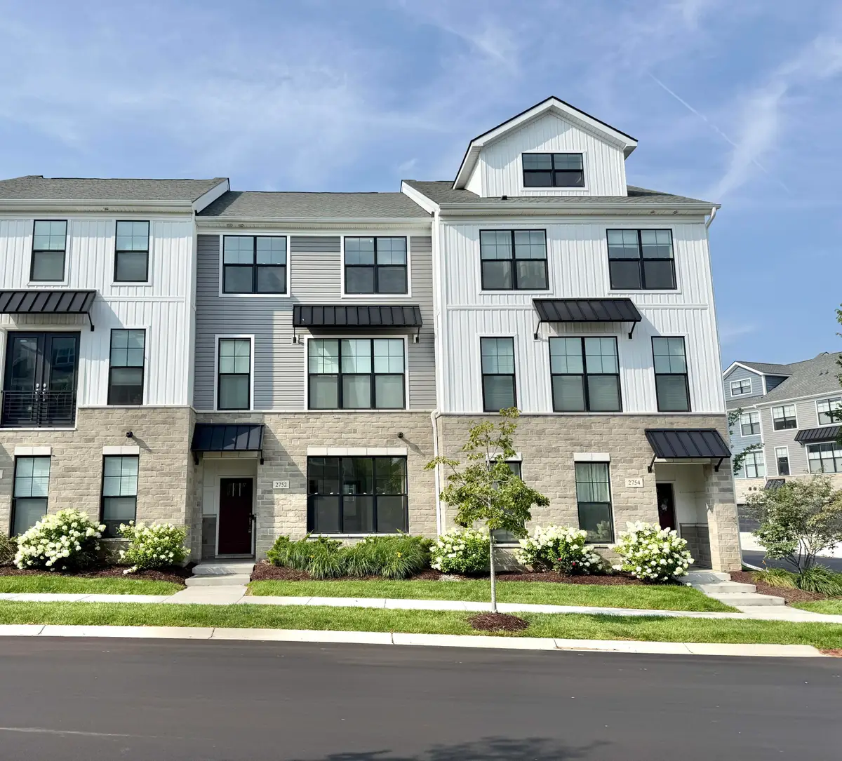 2752 S Spurway Drive, Ann Arbor, MI 48105 - #1