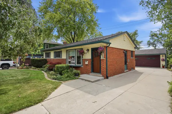 615 Elizabeth Street, Rochester, MI No