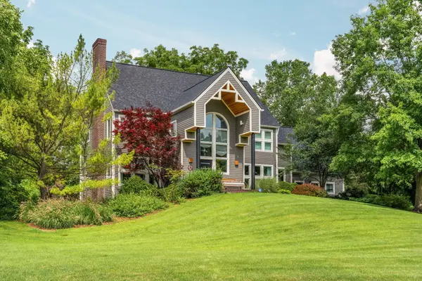 2529 Thornapple Drive, AnnArbor, MI 48103