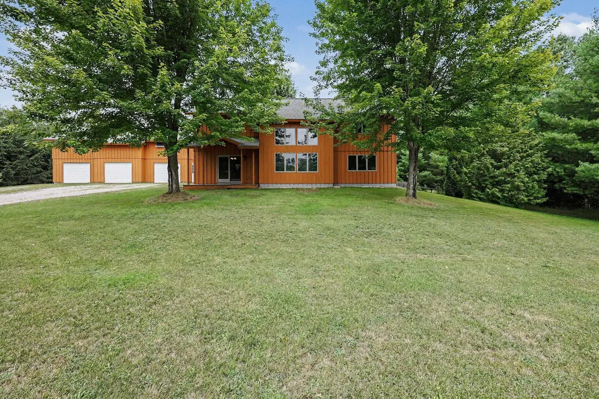 3005 Penneywood Drive, Jackson, MI 49201 - #1