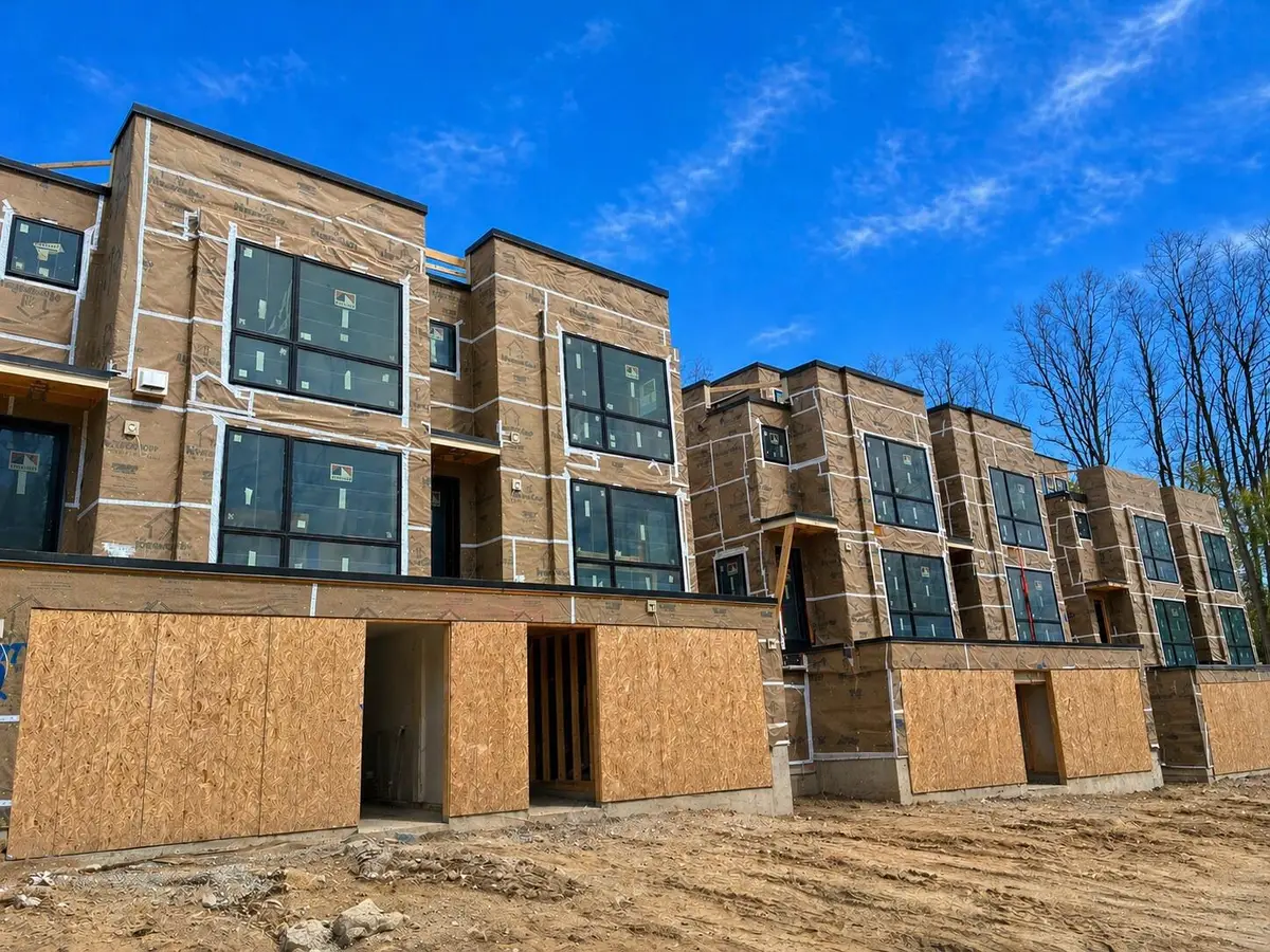 1132 Longshore Drive Unit: 2, Ann Arbor, MI 48105 - #1