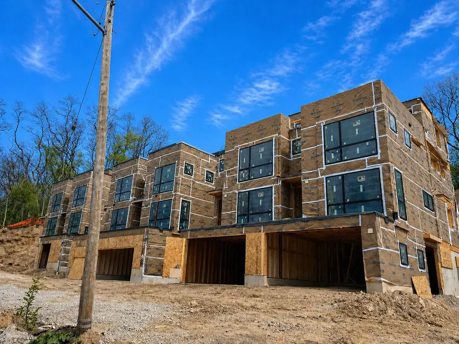1132 Longshore Drive Unit: 2, Ann Arbor, MI 48105 - #2
